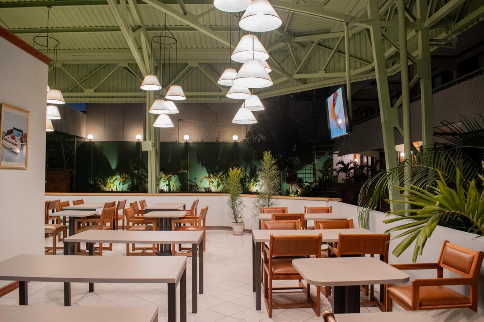 Отель Soy Local San Jose Экстерьер фото
